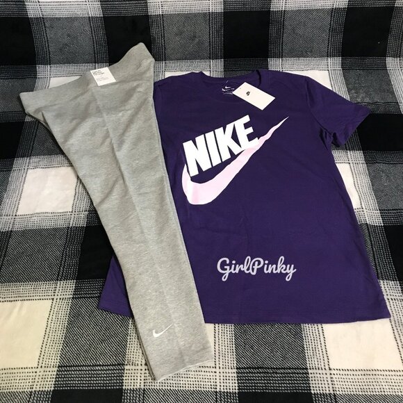 NIKE WOMENS LIGHT GREY LEGGINGS OUTFIT & PURPLE SHORT SLEEVE LOGO TEE IN MEDIUM - Picture 2 of 11